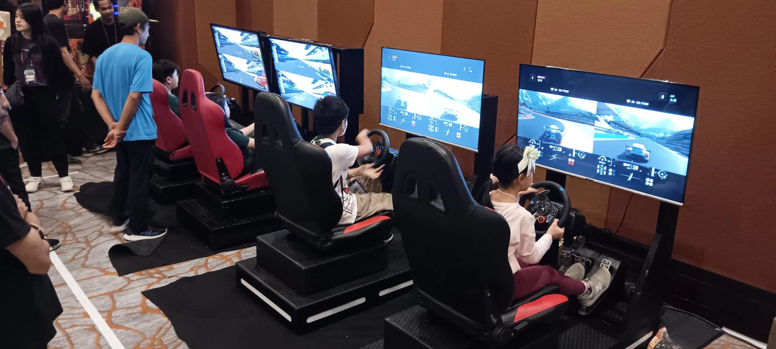 Foto Unit Grand Turismo GT Force - Global Master Game