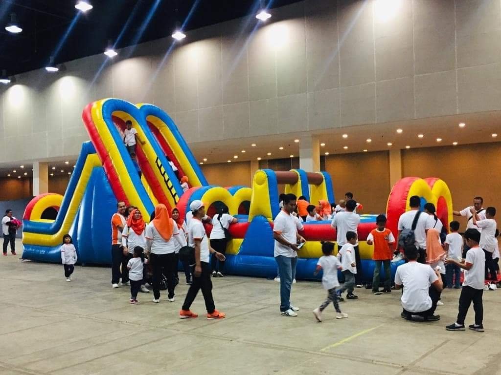 Rental Unit Permainan Obstacle Slide Kategori Bounching Inflatables | Sewa Game Event - Global Master Game - Global Master Game