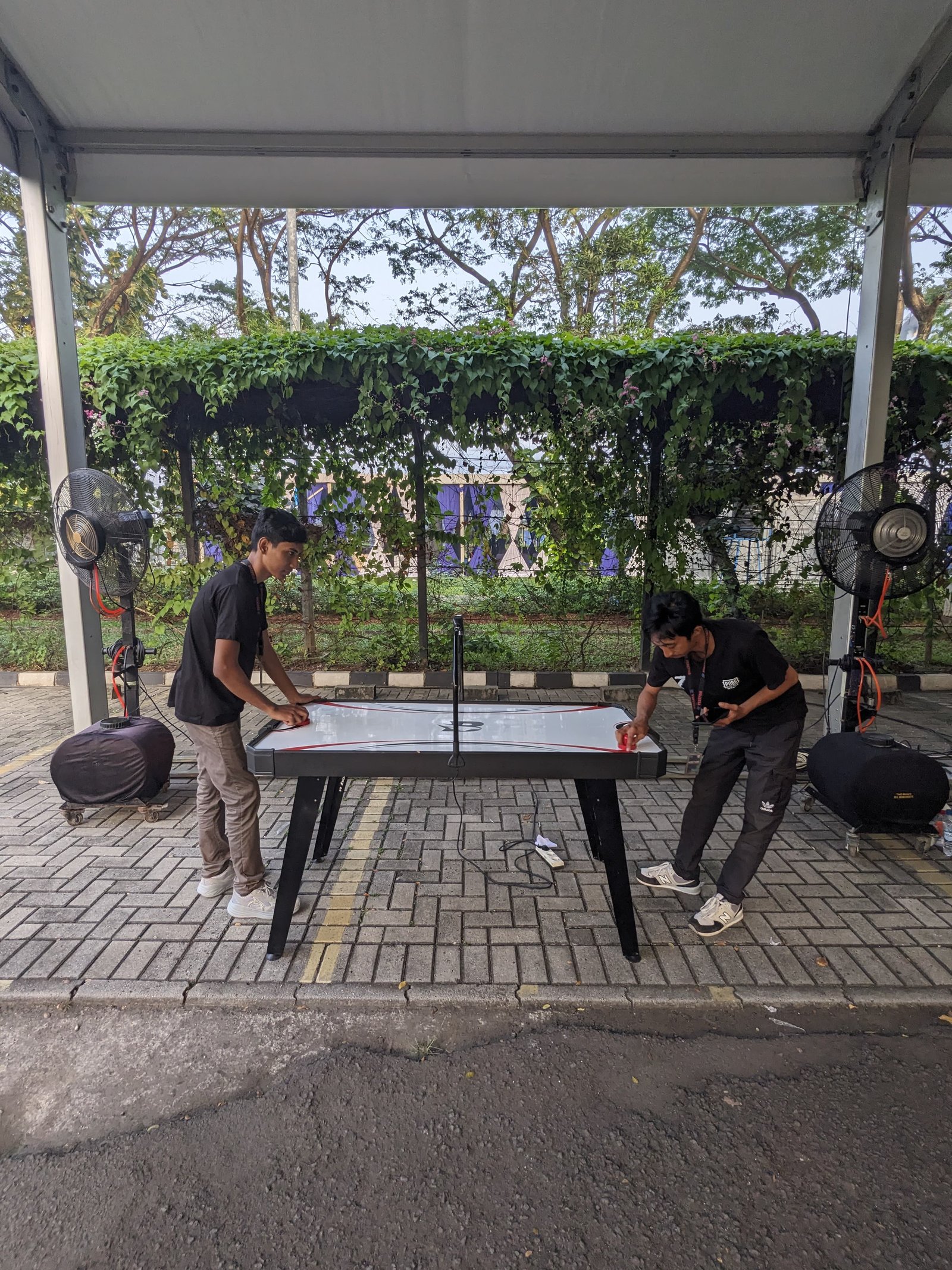 Rental Unit Permainan Mini Air hockey Kategori Carnival | Sewa Game Event - Global Master Game - Global Master Game