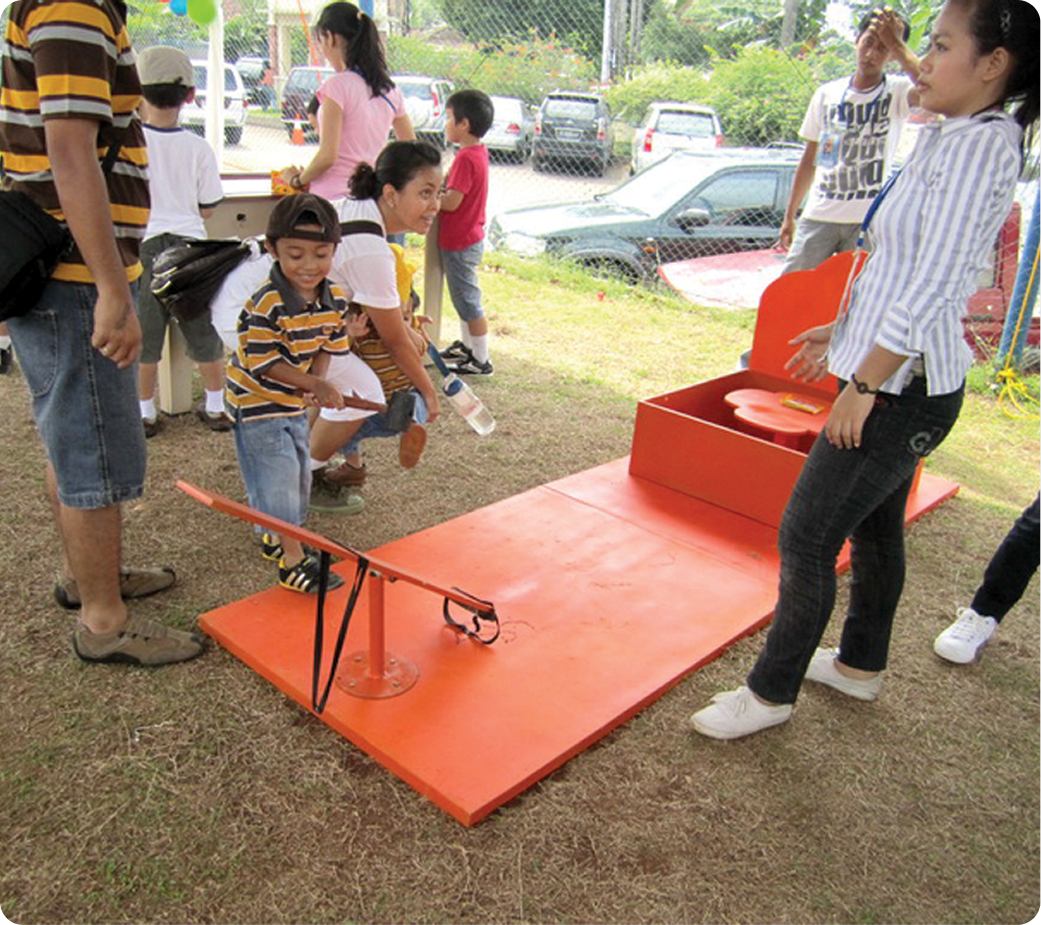 Rental Unit Permainan Frog Hop Kategori Carnival | Sewa Game Event - Global Master Game - Global Master Game