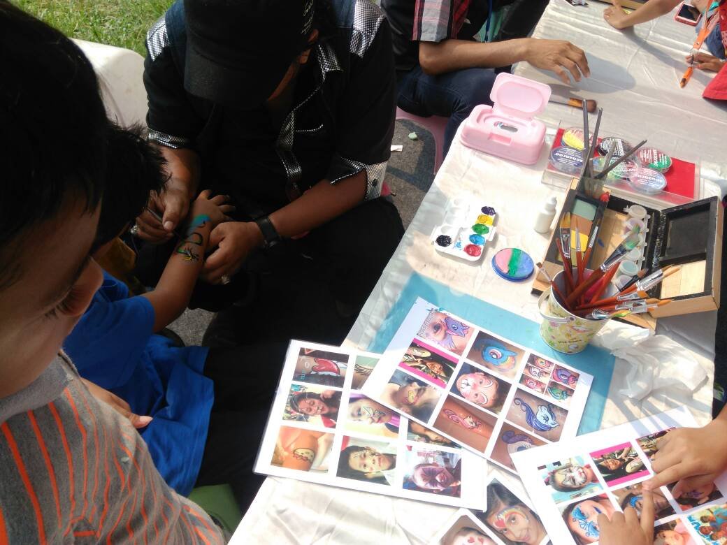 Rental Unit Permainan Body Face Painting Kategori Entertainment | Sewa Game Event - Global Master Game - Global Master Game