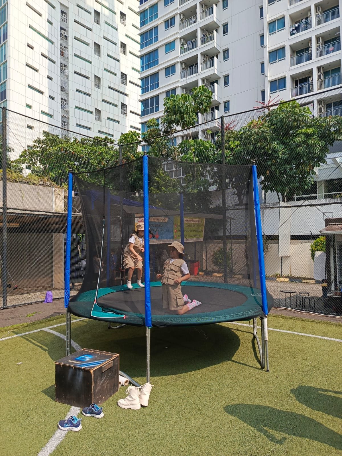 Rental Unit Permainan Trampoline Kategori Carnival | Sewa Game Event - Global Master Game - Global Master Game