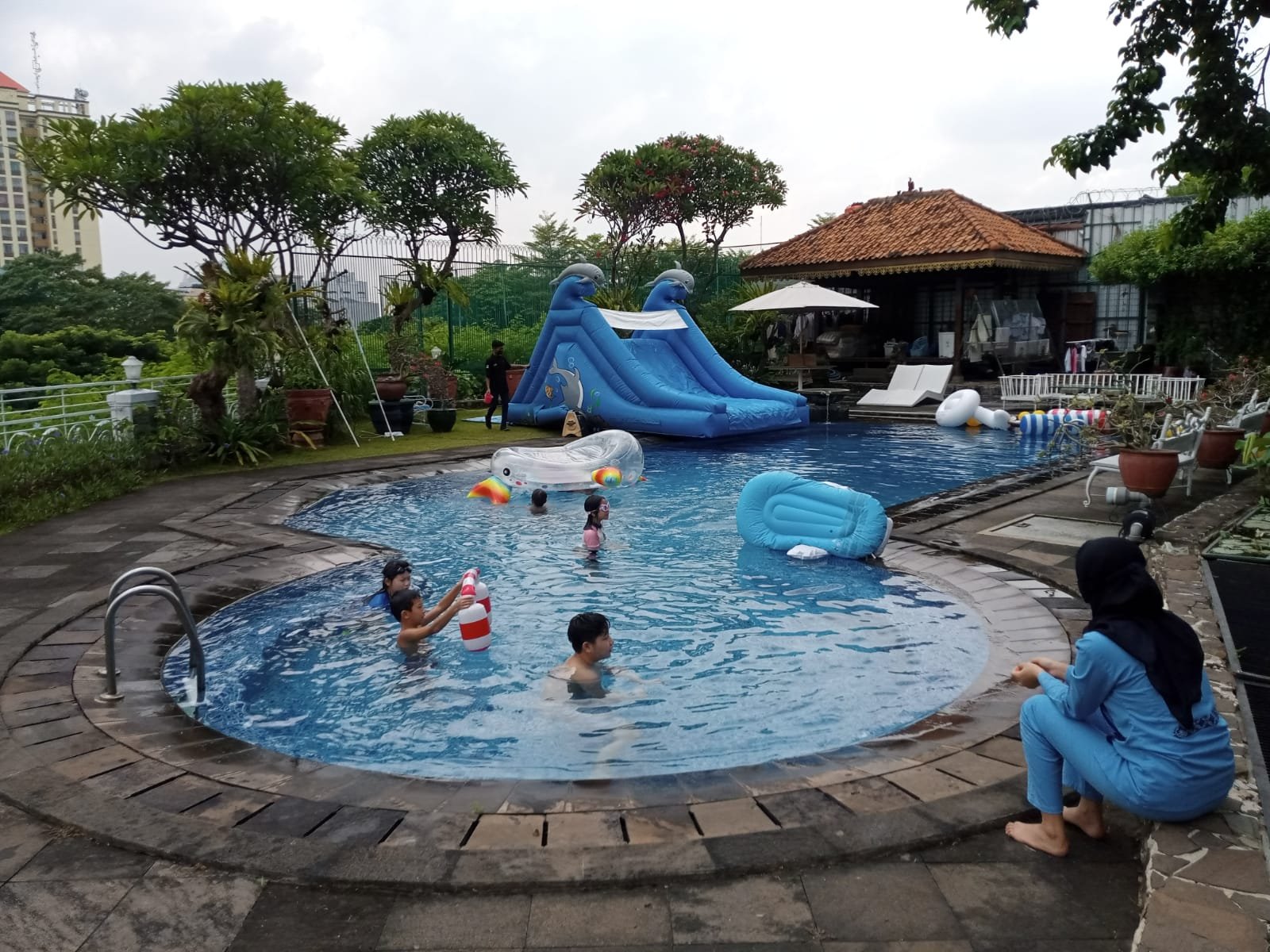 Foto Unit Dolphin Blue - Global Master Game