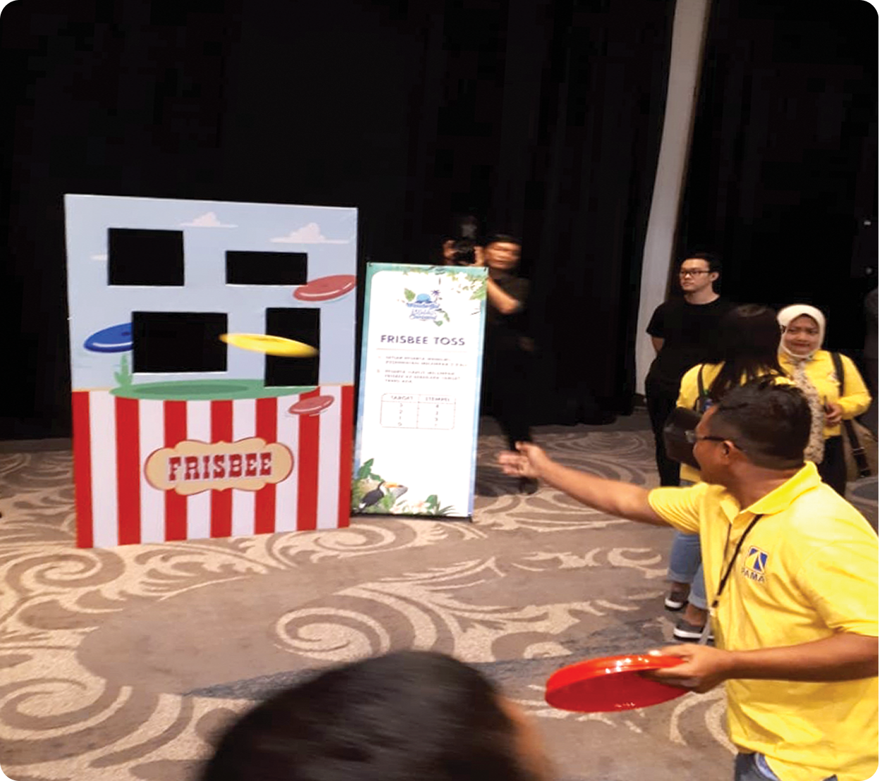 Rental Unit Permainan Frisbee Kategori Carnival | Sewa Game Event - Global Master Game - Global Master Game