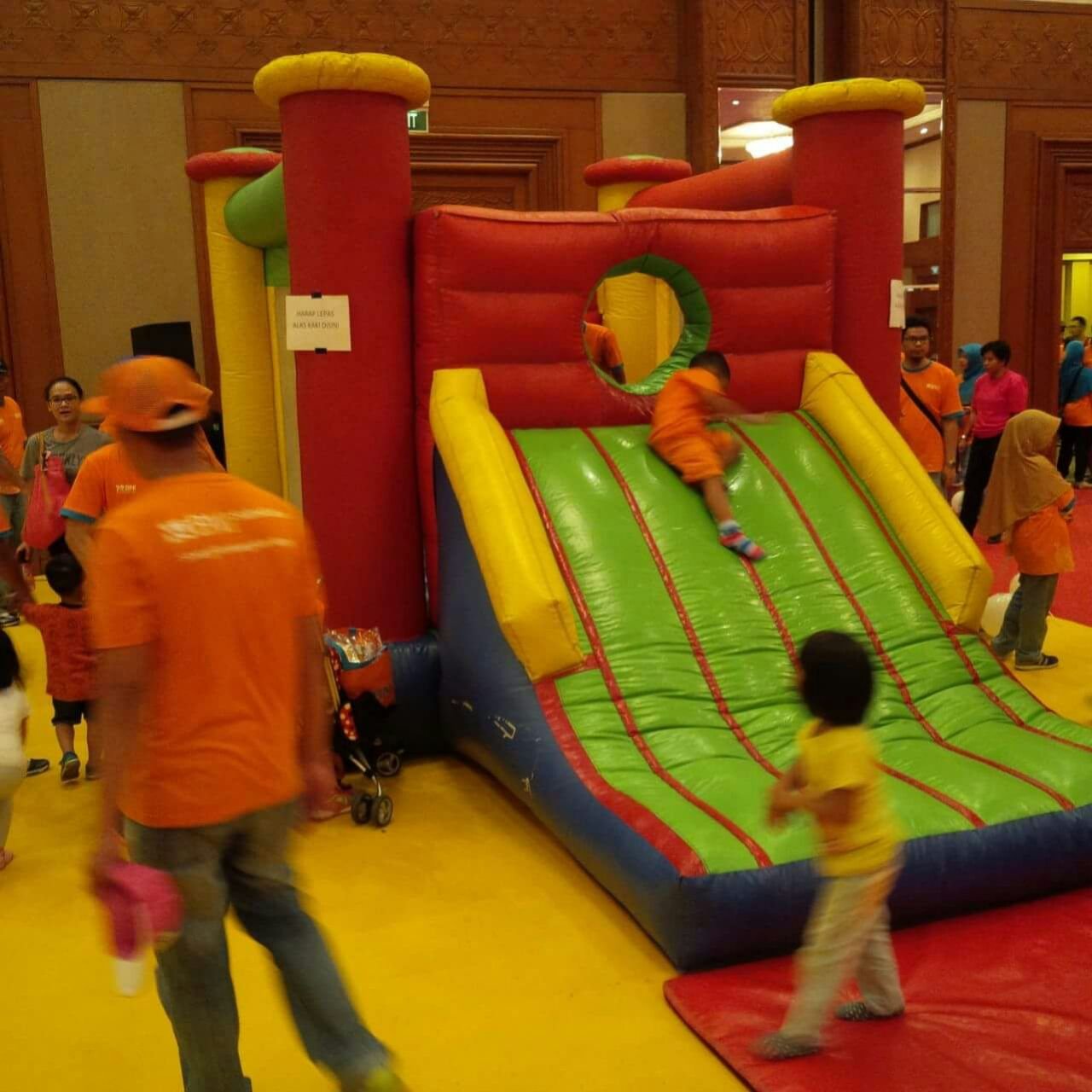 Foto Unit Jump n Slide (J N S) - Global Master Game
