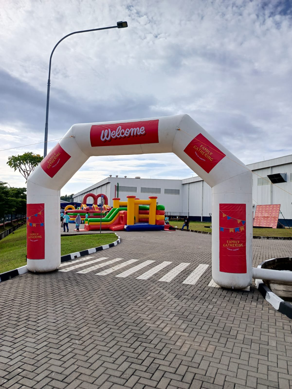 Rental Unit Permainan Gate Inflatable Kategori Bounching Inflatables | Sewa Game Event - Global Master Game - Global Master Game