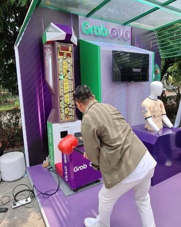 Rental Unit Permainan Palu Godam Kategori Electrical | Sewa Game Event - Global Master Game - Global Master Game