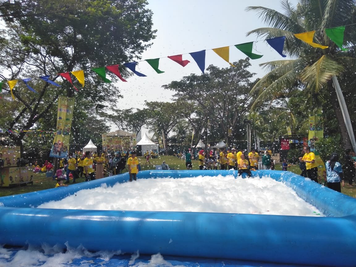 Rental Unit Permainan Kolam Air (Big Water Pool) Kategori Water Games | Sewa Game Event - Global Master Game - Global Master Game