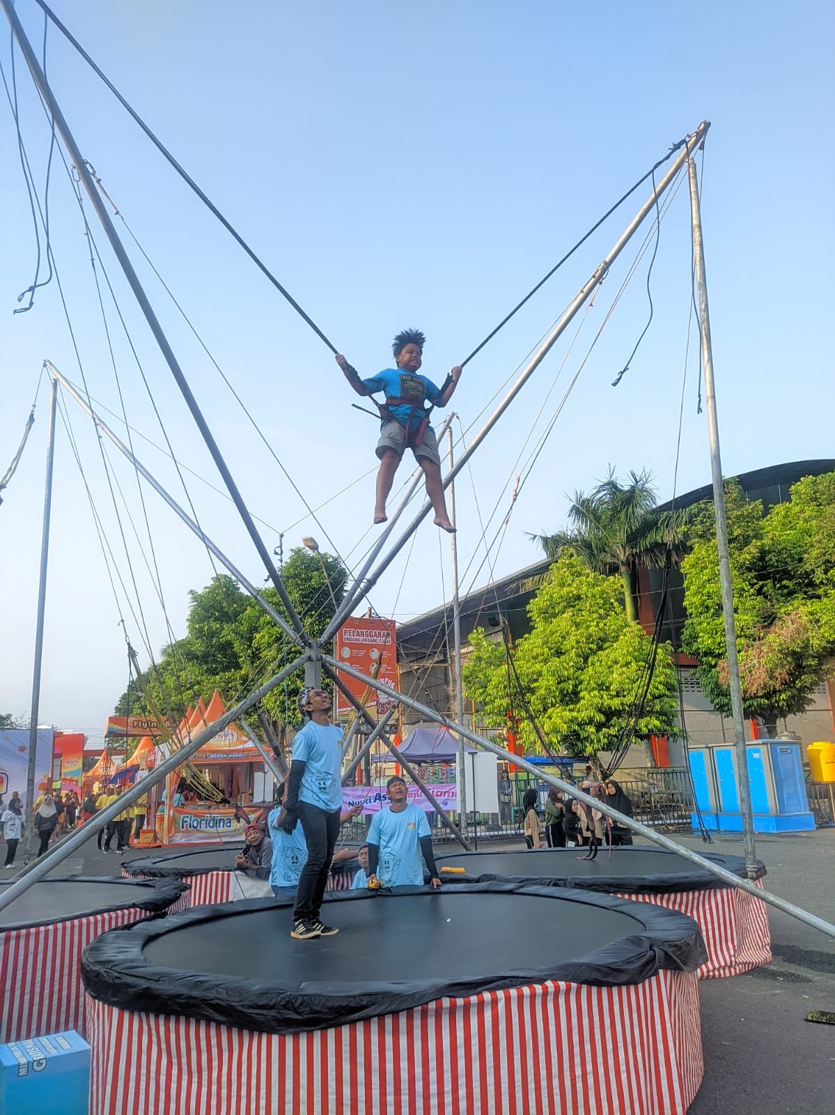 Rental Unit Permainan Bungee Trampoline Kategori Electrical | Sewa Game Event - Global Master Game - Global Master Game