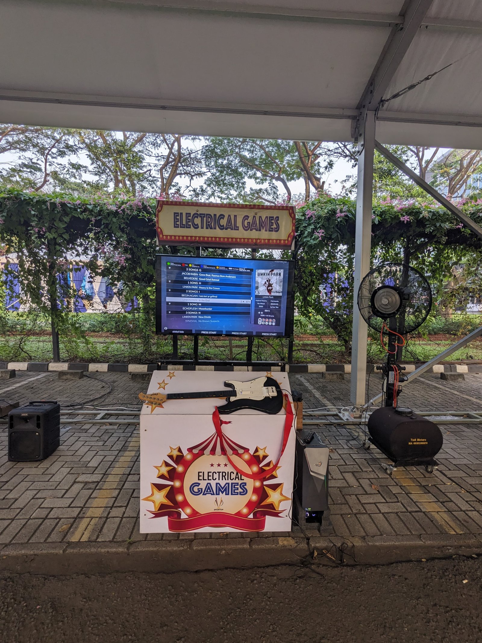 Foto Unit Guitar Hero - Global Master Game
