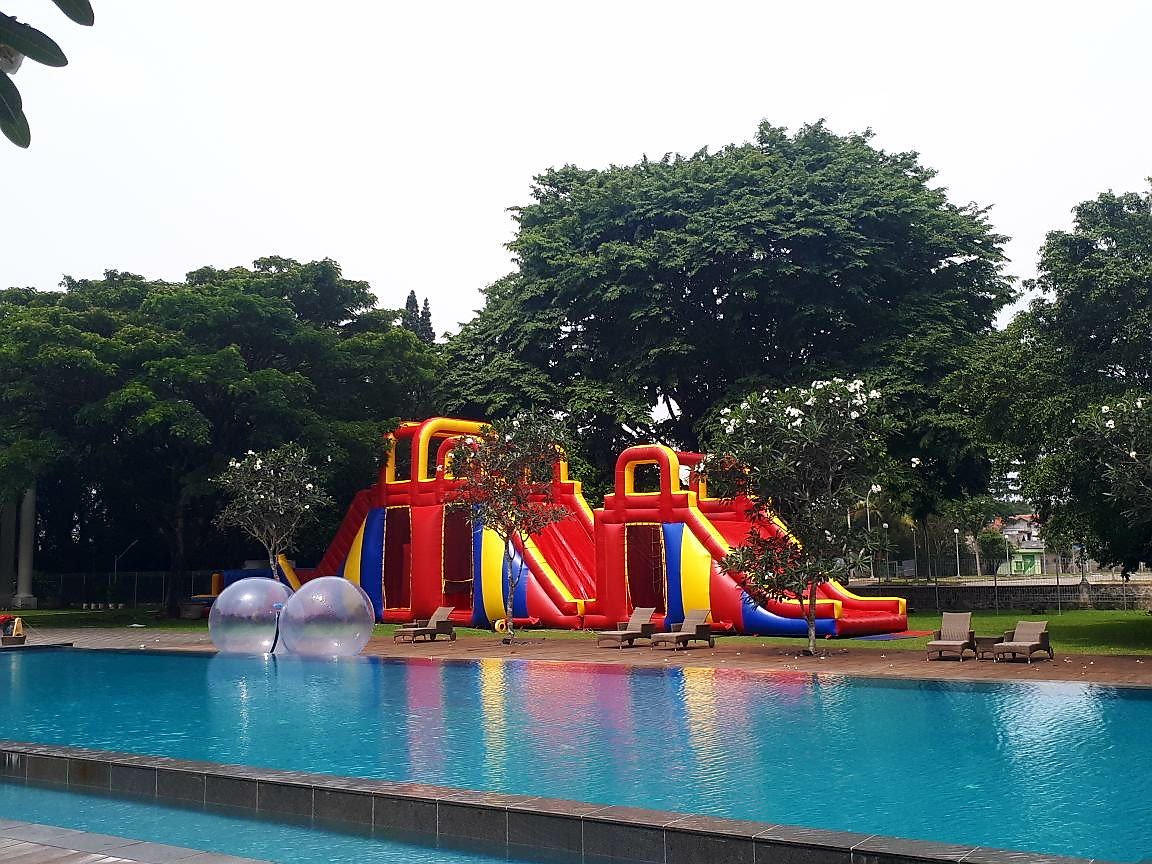 Rental Unit Permainan Extreme Obstacle Kategori Bounching Inflatables | Sewa Game Event - Global Master Game - Global Master Game