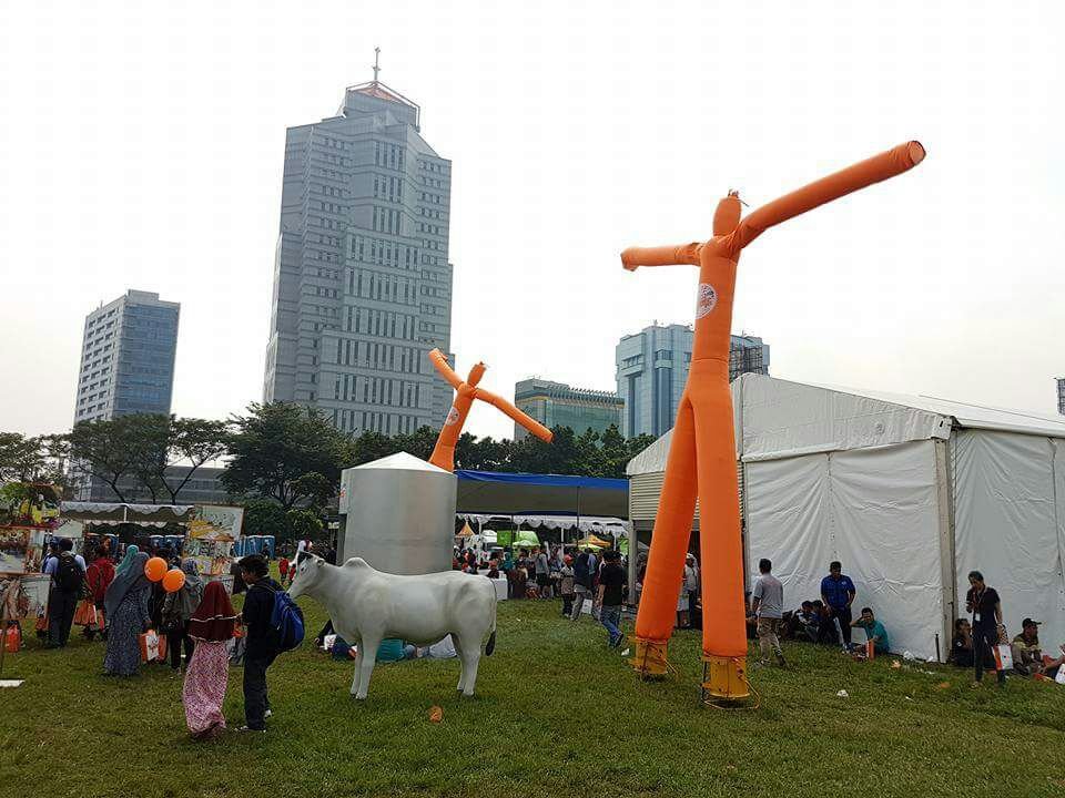 Rental Unit Permainan Sky dancer Kategori Bounching Inflatables | Sewa Game Event - Global Master Game - Global Master Game